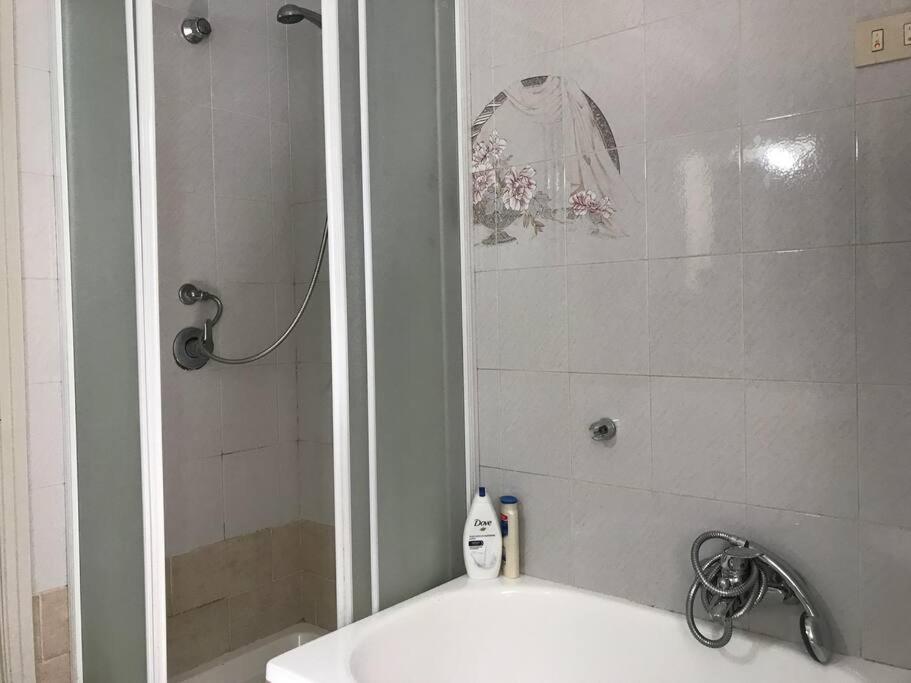 Apartment Large Flat Near Botanical Garden & Station Palermo