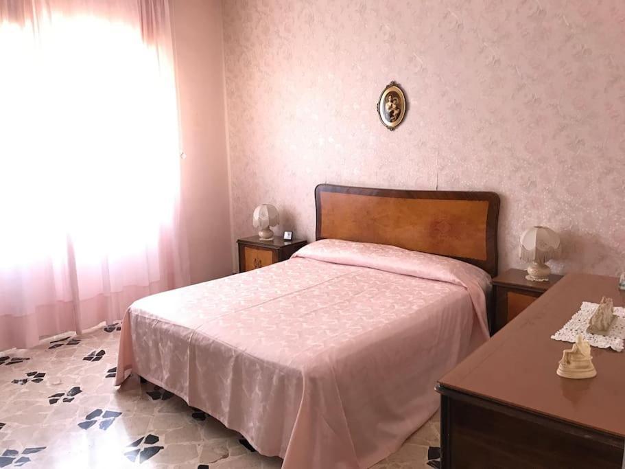 Large Flat Near Botanical Garden & Station